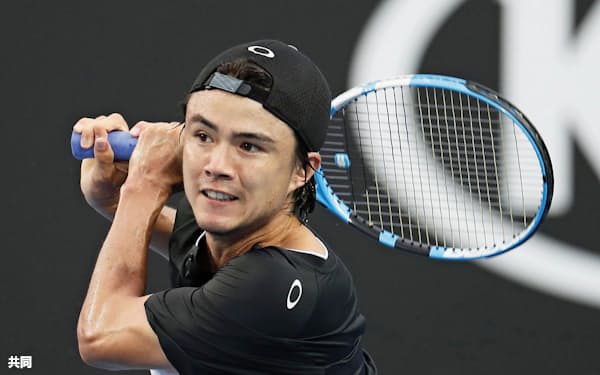 デニス シャポバロフ シャポバロフ デニス